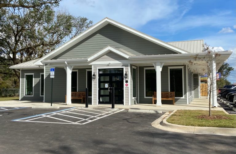 Contact the staff at Pine Meadow Vet Clinic in Pensacola, Florida